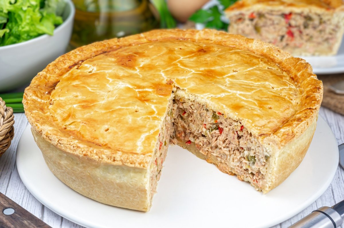 Discover Your Aunt's Best Tuna and Egg Pie Recipe