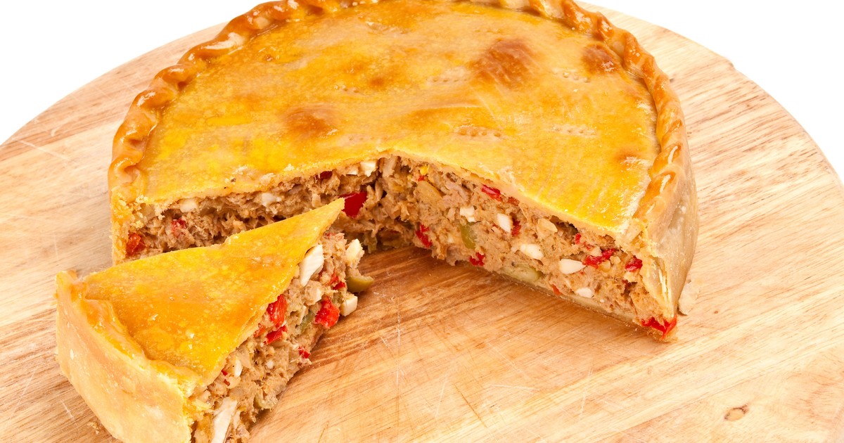 Mastering the Perfect Tuna and Egg Pie at Home